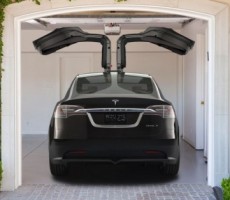 Tesla Charges Up the Electric Vehicle Market with the Model X