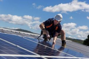 How Flexible Solar Panels Compare to Rigid Solar Panels